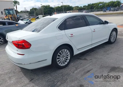 2016 Volkswagen Passat 1.8T Se из США, поврежденный, VIN 1VWBT7A3XGC034423